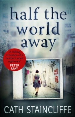 Bertrand.pt - Half The World Away