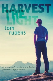 Harvest The Light: A Young Man'S Enlight