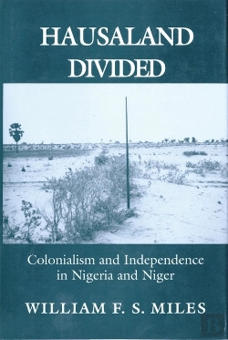 Bertrand.pt - Hausaland Divided