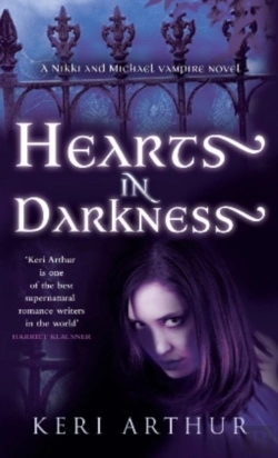Bertrand.pt - Hearts In Darkness