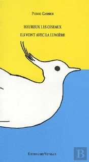 Heureux Les Oiseaux. Ils Vont Avec La Lumiere