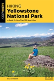 Hiking Yellowstone National Papb