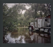Hurricane Season /Anglais