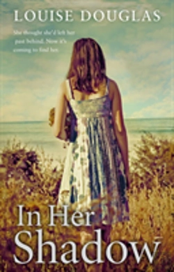 Bertrand.pt - In Her Shadow