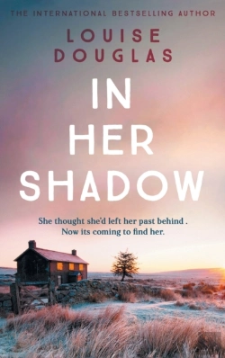 Bertrand.pt - In Her Shadow
