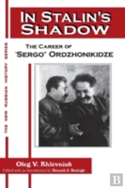Bertrand.pt - In Stalin'S Shadow