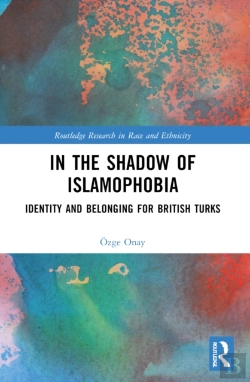 Bertrand.pt - In The Shadow Of Islamophobia