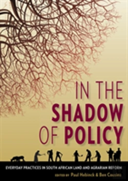 Bertrand.pt - In The Shadow Of Policy
