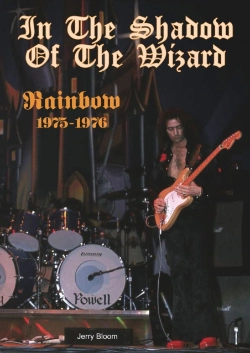 Bertrand.pt - In The Shadow Of The Wizard