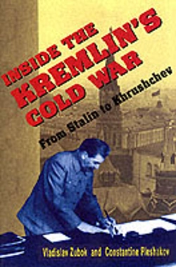 Bertrand.pt - Inside The Kremlinâ€™S Cold War