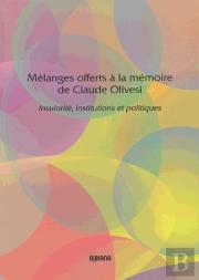 Insularité, Institutions Et Politiques