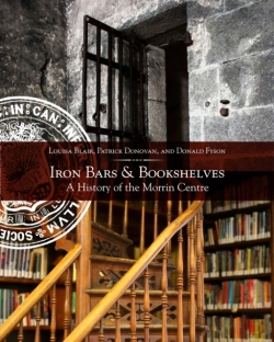 Bertrand.pt - Iron Bars And Bookshelves