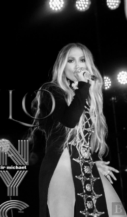 Bertrand.pt - Jennifer Lopez Jlo Sir Michael Huhn Artist Creative Journal