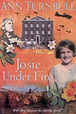 Bertrand.pt - Josie Under Fire