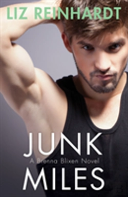 Bertrand.pt - Junk Miles (A Brenna Blixen Novel)