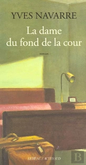 La Dame Du Fond De La Cour