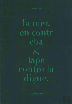 Bertrand.pt - La Mer,En Contrebas, Tape Contre La Digue