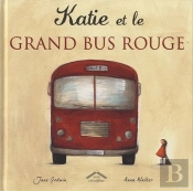La Petite Fille Et Le Gros Bus Rouge