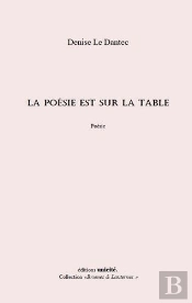 La Poésie Est Sur La Table