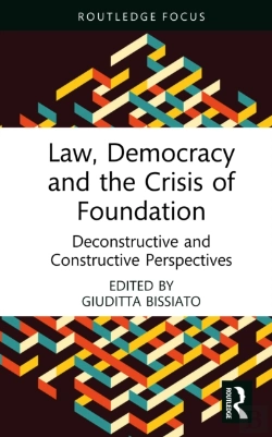 Bertrand.pt - Law, Democracy And The Crisis Of Foundation