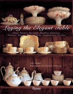 Bertrand.pt - Laying The Elegant Table