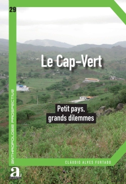 Bertrand.pt - Le Cap-Vert : Petit Pays, Grands Dilemmes