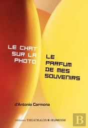 Le Chat Sur La Photo ; Le Parfum De Mes Souvenirs