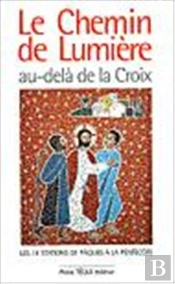 Le Chemin De Lumière Au-Delà De La Croix