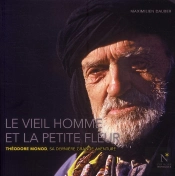 Le Vieil Homme Et La Petite Fleur