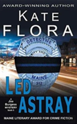 Bertrand.pt - Led Astray (A Joe Burgess Mystery, Book 5)