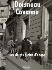 Les Doigts Pleins D'Encre