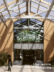 Les Halles De La Cartoucherie : Une Oeuvre Collective