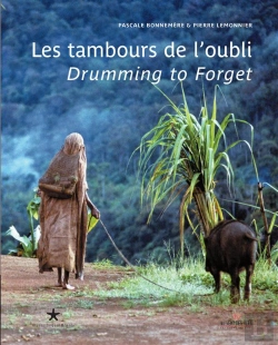 Bertrand.pt - Les Tambours De L'Oubli