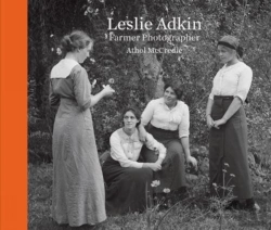 Bertrand.pt - Leslie Adkin