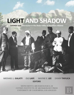 Bertrand.pt - Light And Shadow