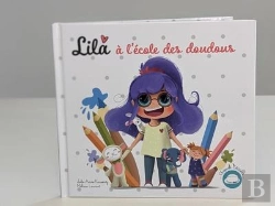 Bertrand.pt - Lila Signe Avec Bebe - T06 - Lila A L'Ecole Des Doudous