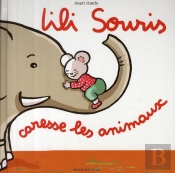 Lili Souris Caresse Les Animaux