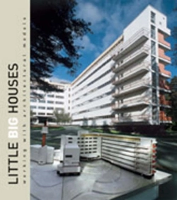 Bertrand.pt - Little Big Houses