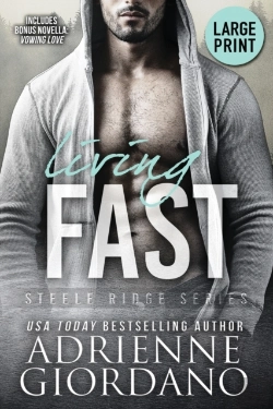 Bertrand.pt - Living Fast  Large Print Edition : With