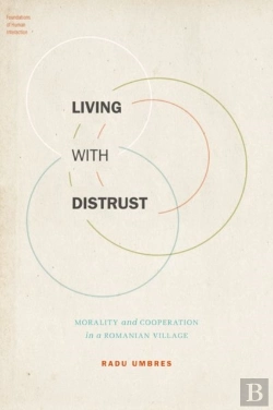 Bertrand.pt - Living With Distrust