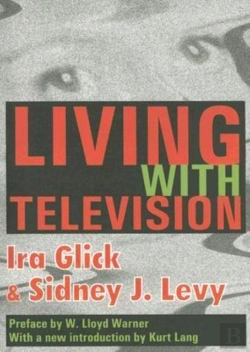 Bertrand.pt - Living With Television