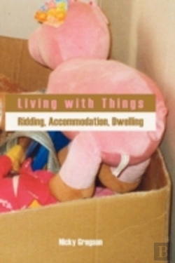 Bertrand.pt - Living With Things