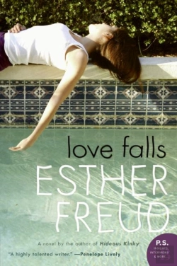 Bertrand.pt - Love Falls