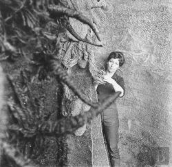 Bertrand.pt - Magdalena Abakanowicz