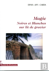 Magie Noires Et Blanches Sur Lit De Gravier