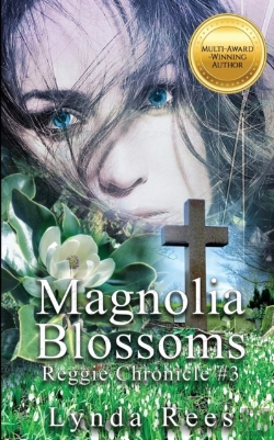 Bertrand.pt - Magnolia Blossoms