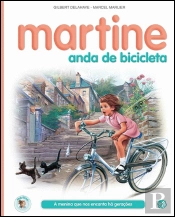 Martine Anda de Bicicleta