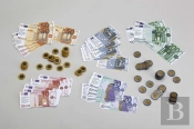 Materiel De Mathematiques - Pieces Et Billets D'Euros - 2019