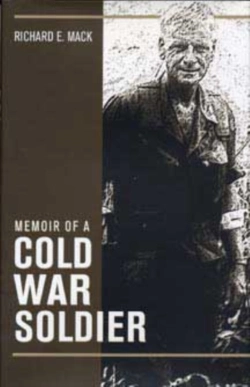 Bertrand.pt - Memoir Of A Cold War Soldier