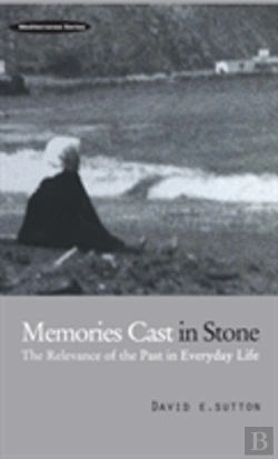 Bertrand.pt - Memories Cast In Stone